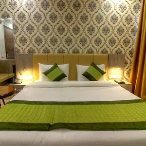 Hotel Almati - Near Delhi Airport, New Delhi
